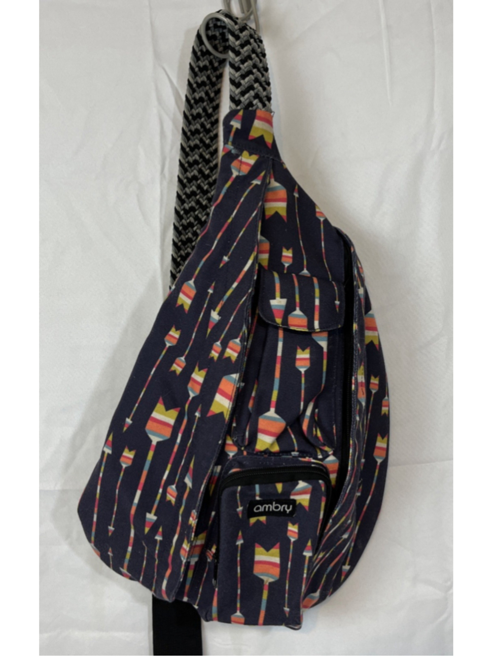 Ambry Canvas Rope Sling Purse Blue Arrows Hiking Kavu-Like Crossbody Sports EUC
